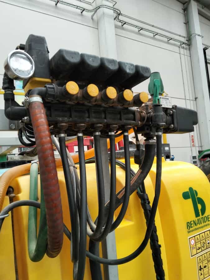 04 - Benavides THB-1200 l - Z 15 m