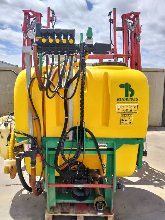 10 - Benavides THB-1200 l - Z 15 m